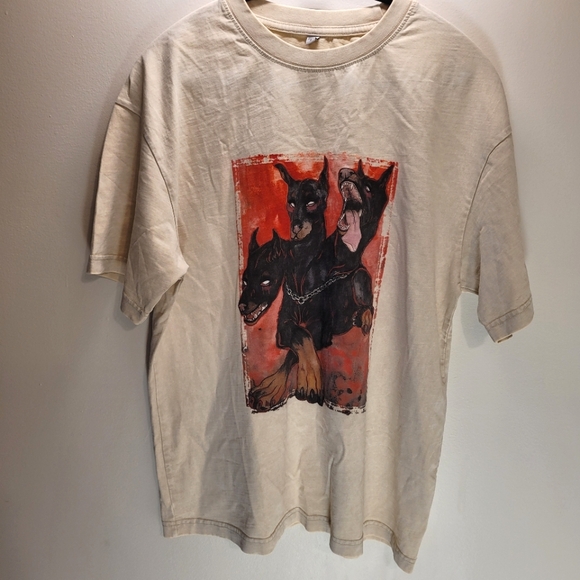 Source Unknown Other - Cerberus 3 Headed Dog Cream/beige Tshirt - L